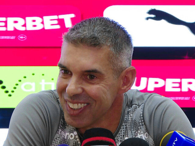 Campos, rușine: A uitat numele lui Pușcaș, apoi și-a cerut scuze