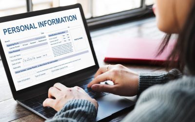 Laptopul de serviciu: Mesaje private sau supraveghere? Ce știe angajatorul