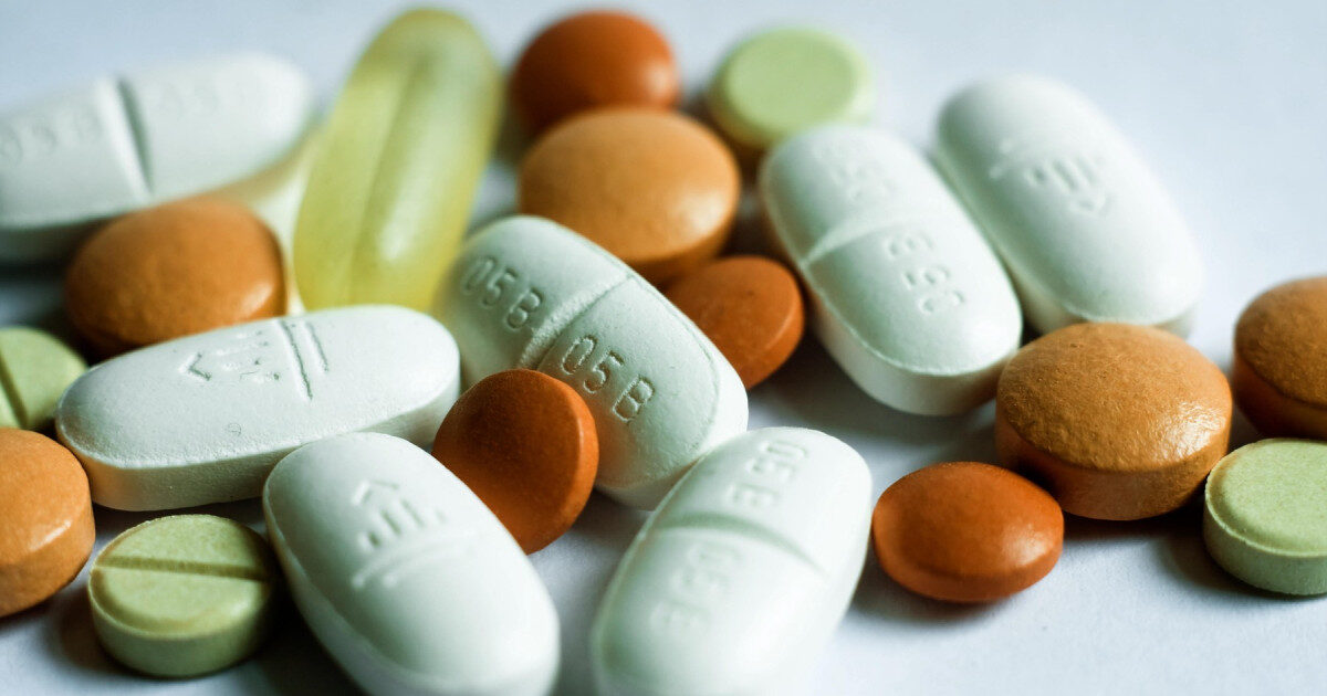 Cancer: 3 medicamente lipsă și 8 cu probleme majore în 24h