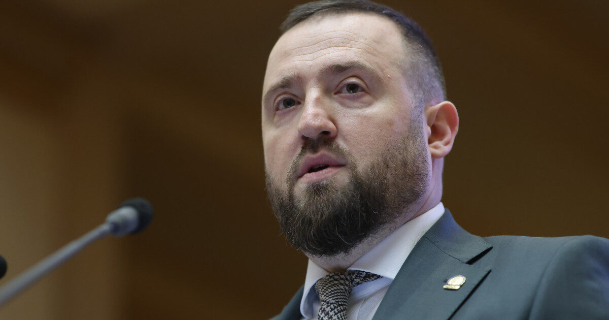CSM îl apără pe Voineag: Jignirile lui Ghinea depășesc libertatea de exprimare