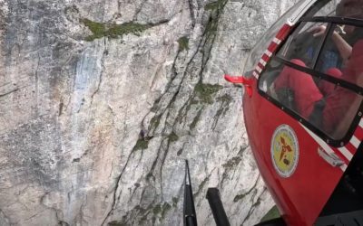 Bucegi: Salvare ca-n filme pentru germanii blocați. Rușine, România!