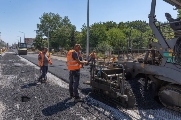 Prelungirea Ghencea: A început asfaltarea tronsonului 3