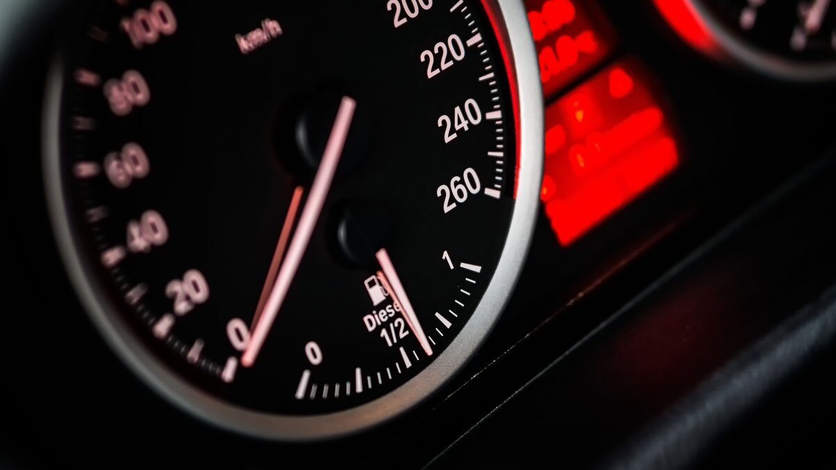 Prix des carburants : quelques réflexes simples pour réduire sa facture de 25 % sur la route des vacances