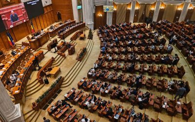PNRR și SAFE adoptate în scandal. AUR și SOS, împotriva „decarbonizării”