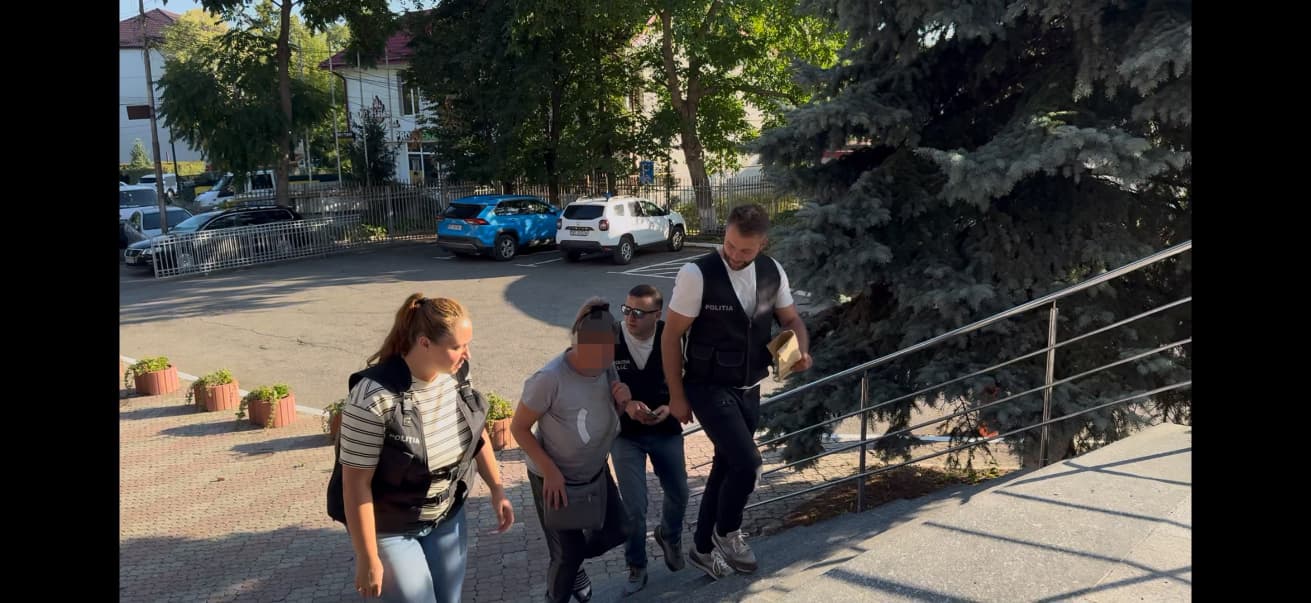 Botoșani: Femeie, reținută după ce și-ar fi ucis partenerul și l-a îngropat în curte