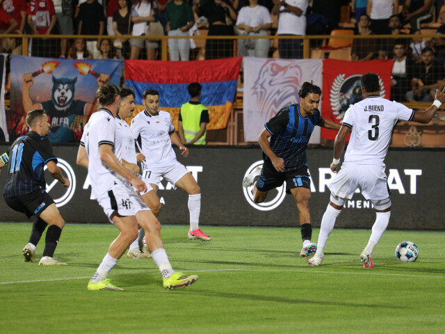 Craiova, dezamăgire în Europa: 0-1 cu Ararat (61 caractere)