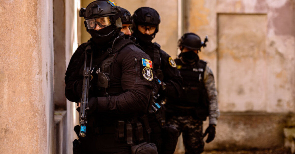 Percheziții BLITZ la CJ Constanța: Șeful Mitroi, vizat în dosar. Reacția Consiliului
