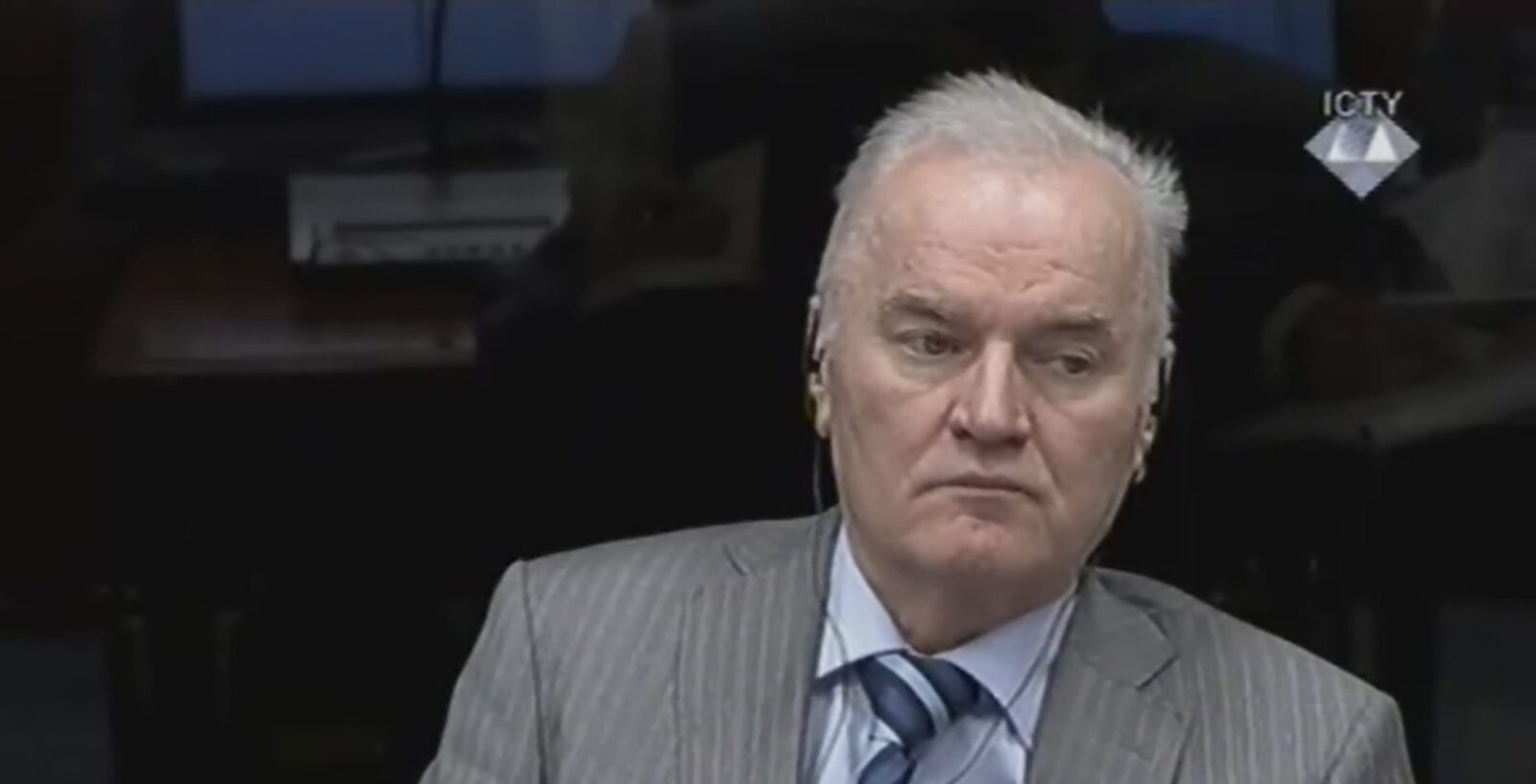 Mladic, interzis românilor în Bosnia, a murit