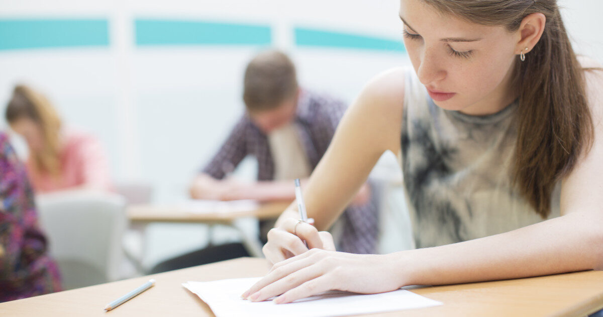 Bac 2026 Toamnă: 33.000+ candidați la probe. Când începe examenul
