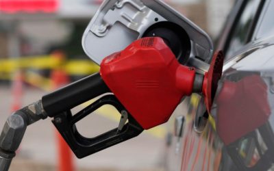 Transportatorii și fermierii iau motorina în rate, cu ajutor de la stat