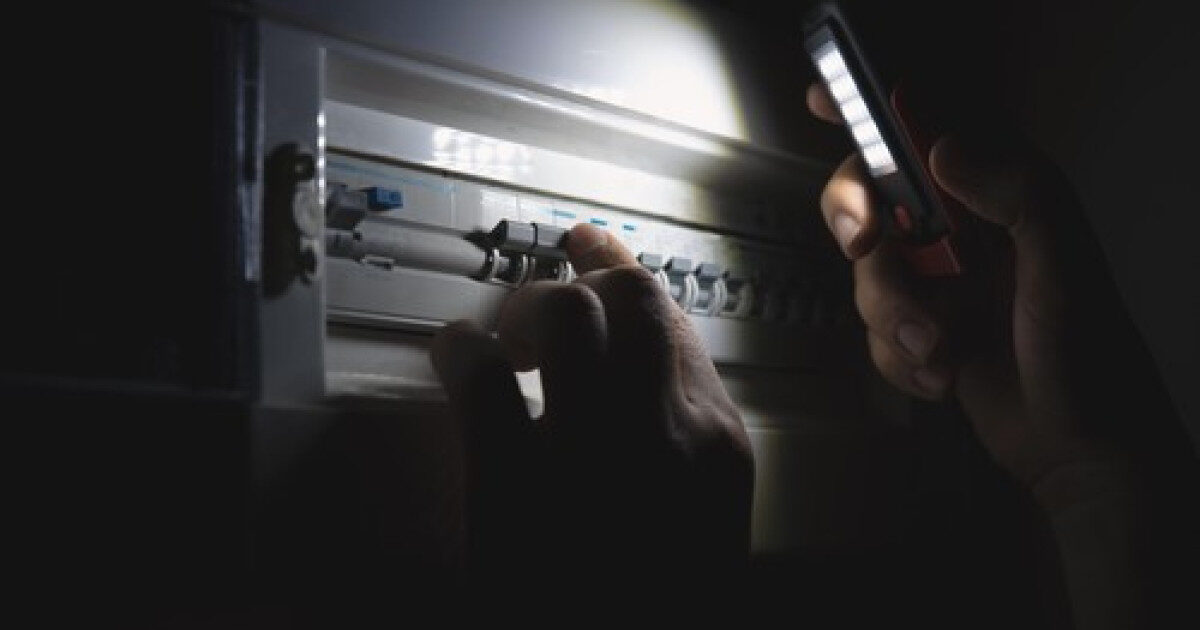 ANRE avertizat: Blackout și raționalizări în România dacă nu investim