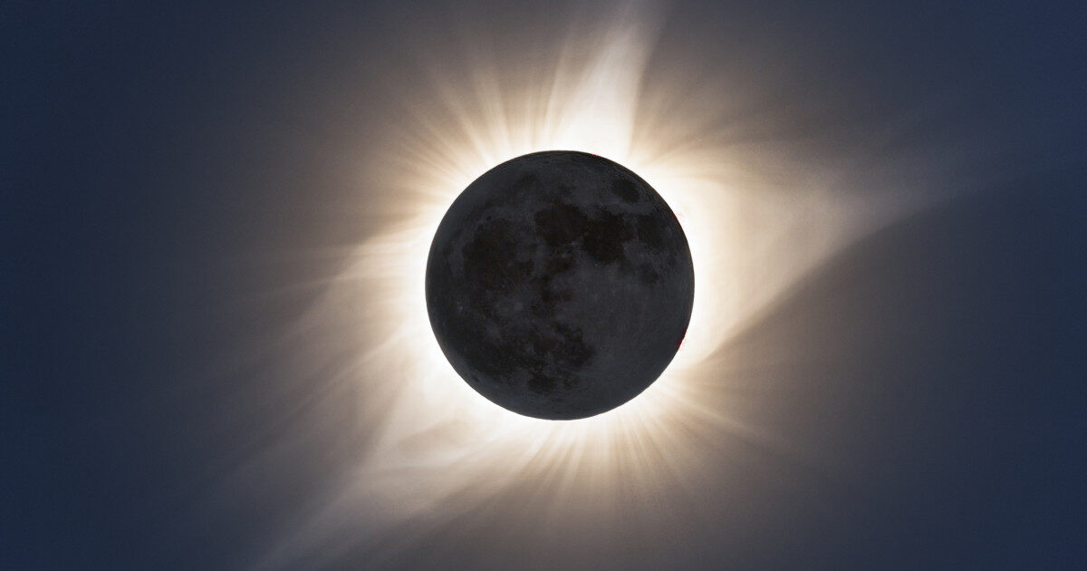 Eclipsa scumpiește Europa: Nopți de cazare peste 1.000 de dolari