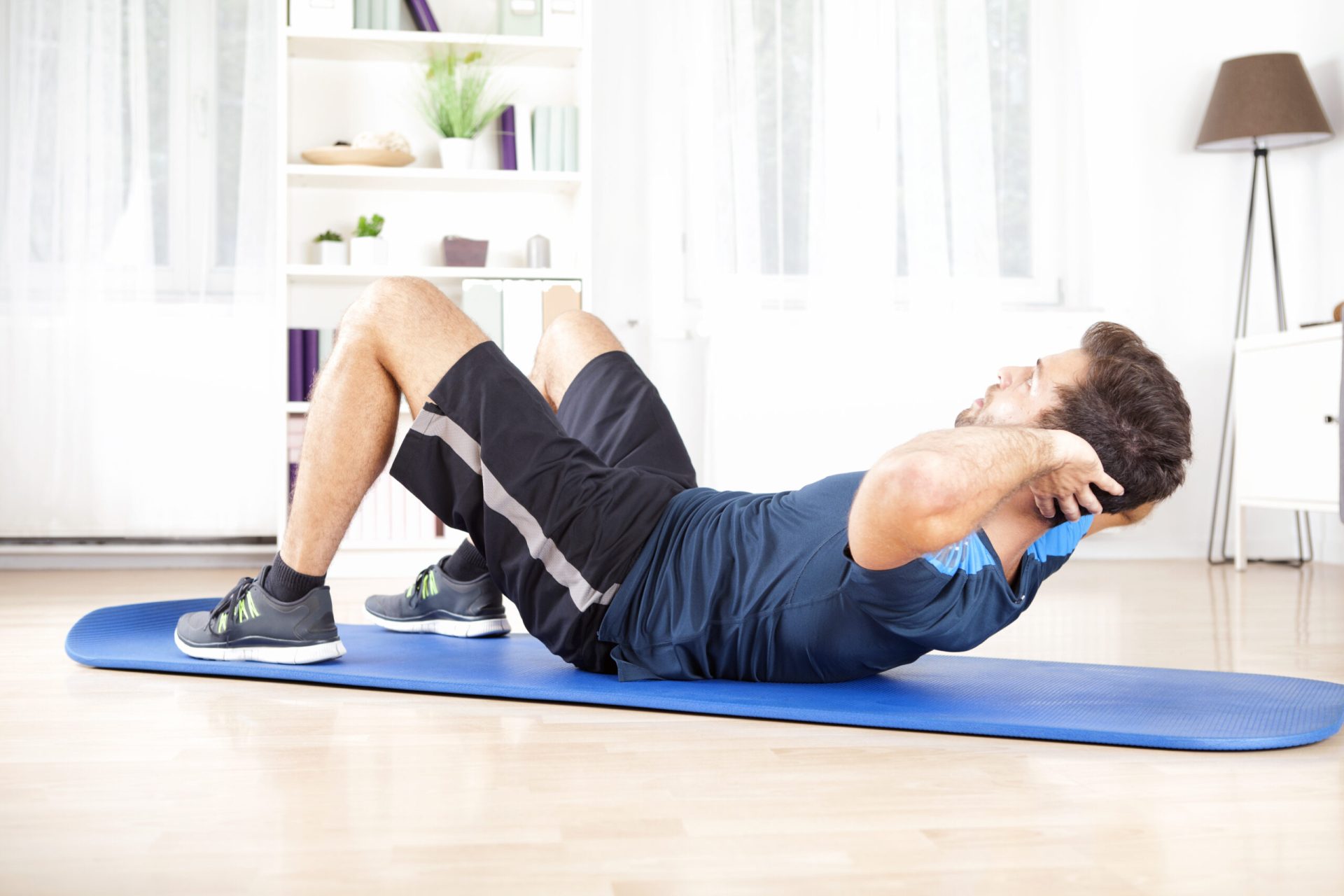 Abdomen plat: De ce antrenamentele vechi te-au dezamăgit