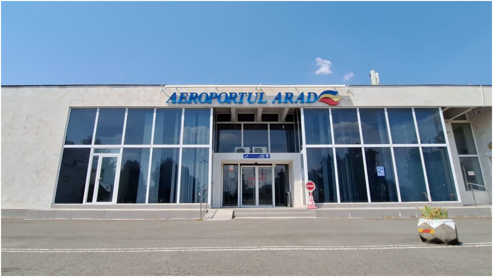 Arad: Zbor spre Antalya, escală la București din lipsă de kerosen