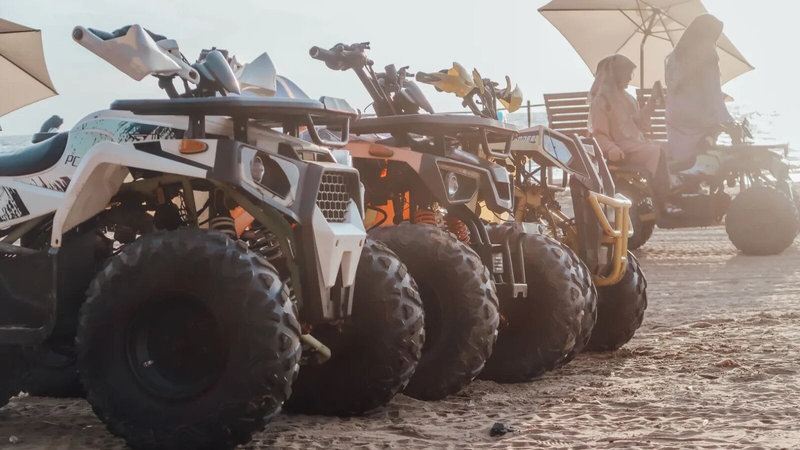 Român, amendat și fără permis după ATV în Thassos