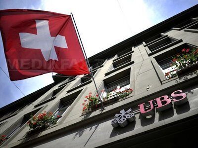 Elveția frânează bonusurile bancherilor de top