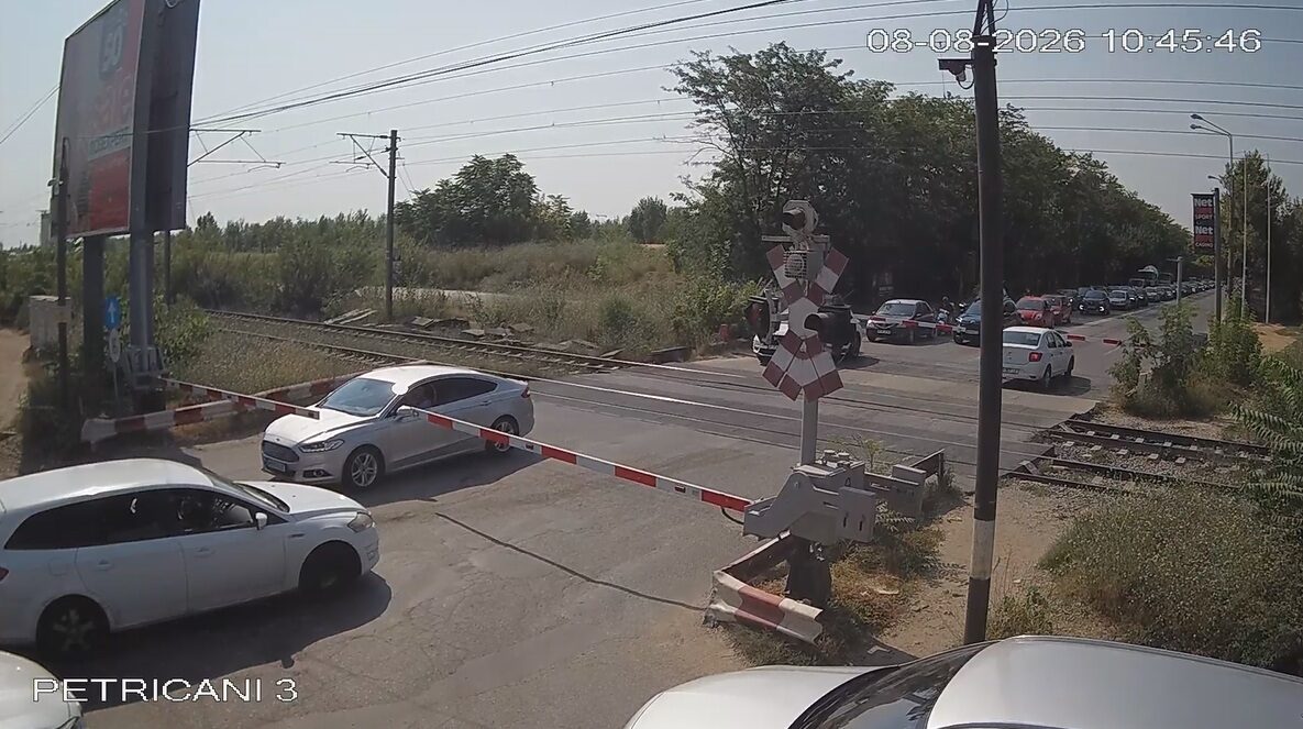 Șoferi prinși la Petricani, CFR avertizează dur