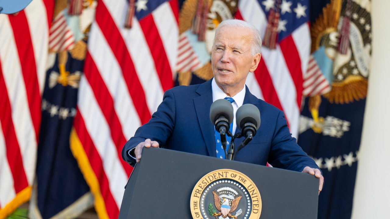 Biden, bolnav: Cancerul s-a extins, susține fiul său