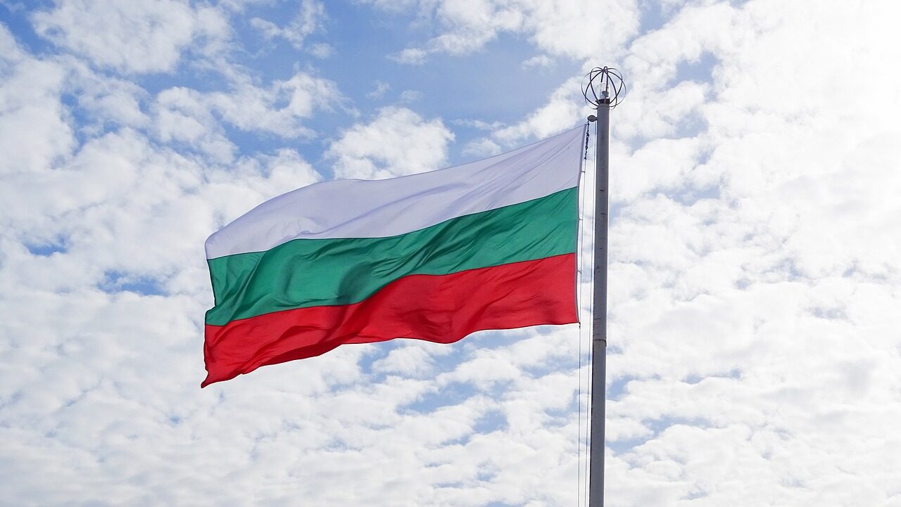Bulgaria cumpără șapte nave vânătoare de mine