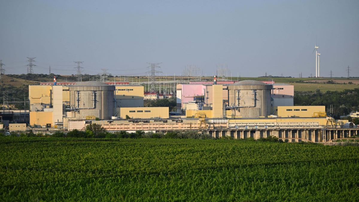 Rovinari și eolienele salvează România după oprirea reactorului 2