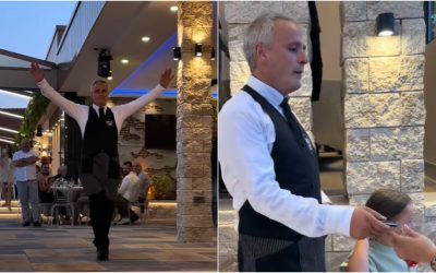 Angajatul în lacrimi primește cheile unei mașini de la patron