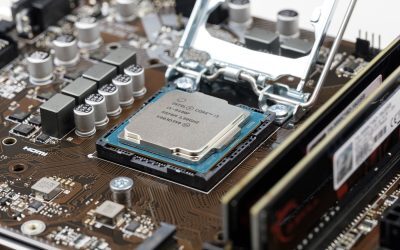 Intel, vânzare uriașă de acțiuni: 15 miliarde $