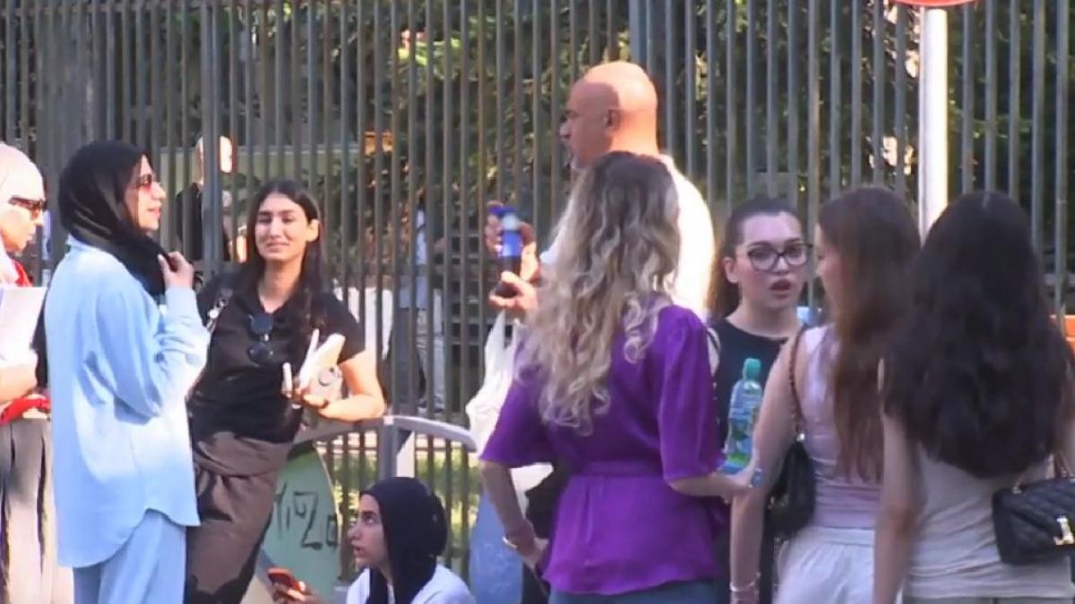 Absolvenți la Bac: „Electrician, frizer NU au nevoie de diplomă!”