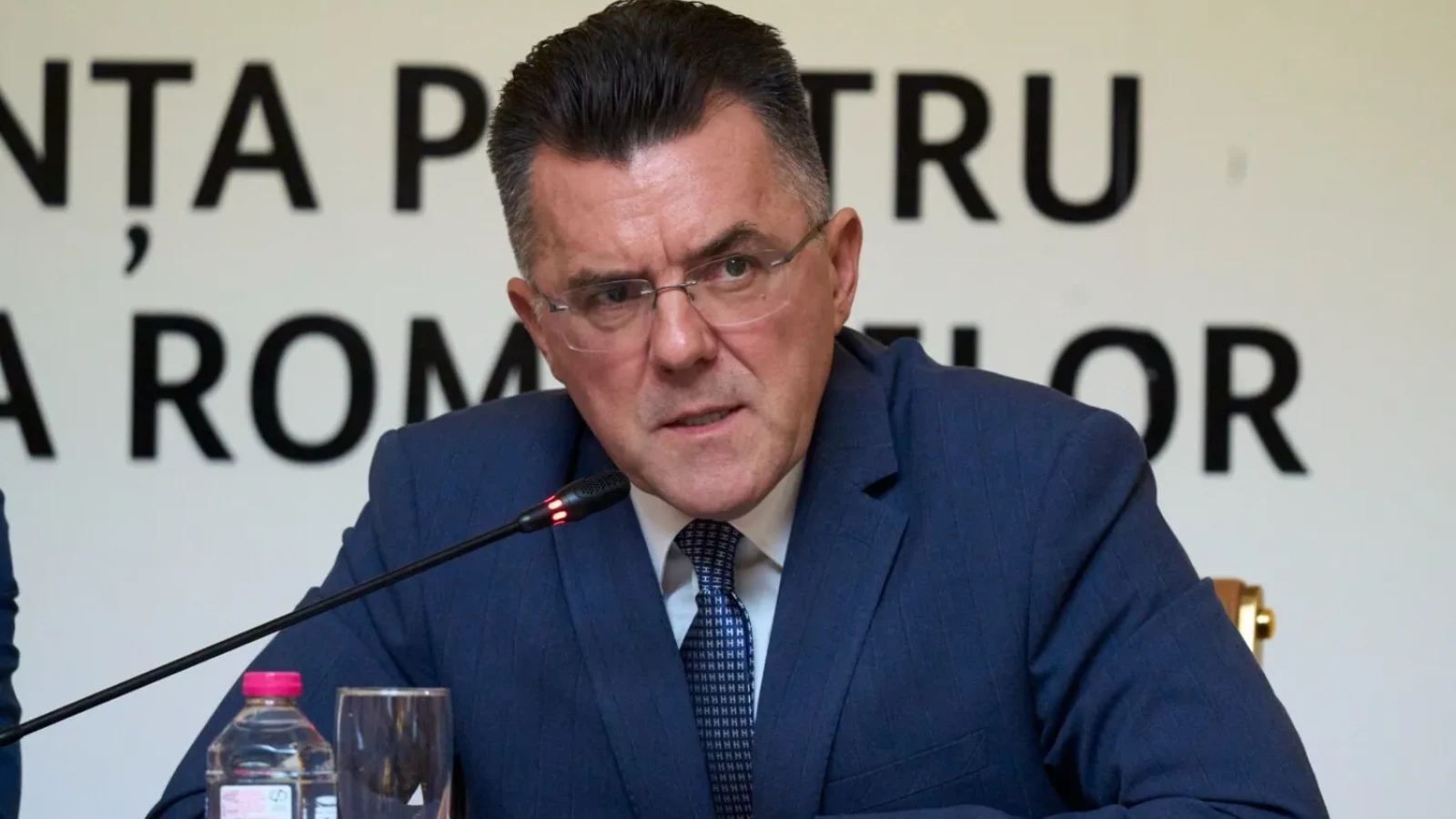 Dungaciu: Niciun parlamentar AUR nu ar trăda pentru un guvern fără partid