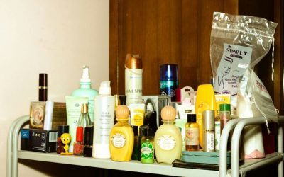 Substanțe Ascunse în Creme și Șampoane: 85% din Produse Sunt Vizate