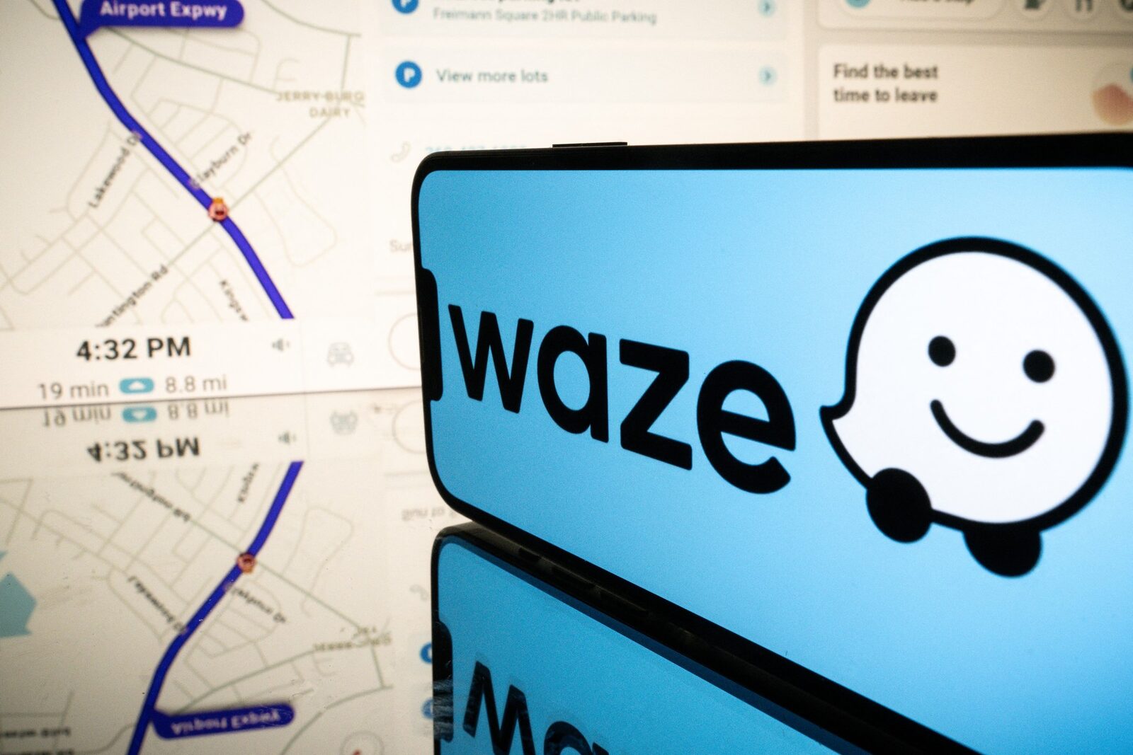 Curtea UE: Waze poate ascunde filtre de poliție în Europa