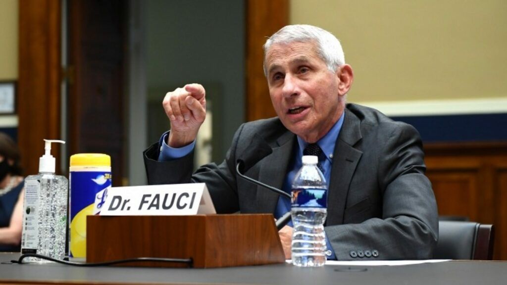 Fauci și controverse: Vaccin COVID cauzează avort spontan