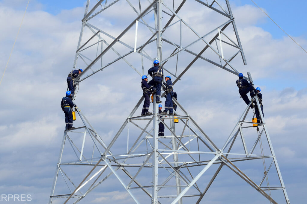 Angajări masive la Transgaz, Transelectrica, Hidroelectrica