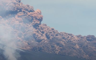 Etna blochează Catania: Mii de turiști blocați