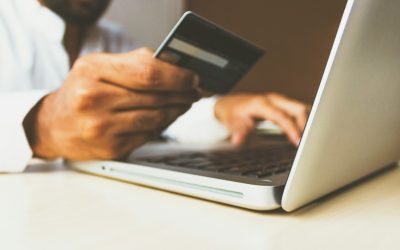 Poliția dă alarma: Te păcălesc pe telefon, pretinzând că sunt de la bancă