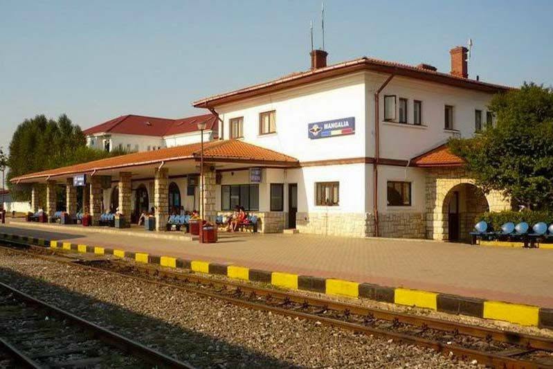 Tânără de 19 ani, ucisă de tren la Mangalia. Avea căști