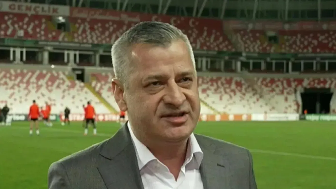 Varga i-a dat lui Șumudică garanția cerută pentru CFR Cluj