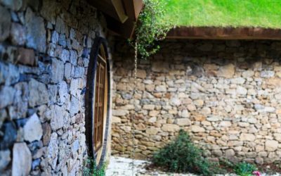 Casa din Hobbit, construită în Europa, fascinează turiștii