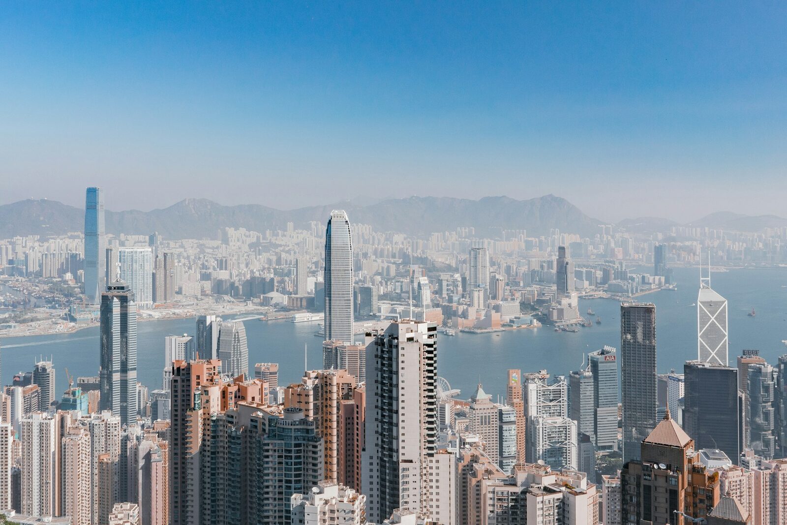 Hong Kong, foc: Record de căldură, 36,9 grade