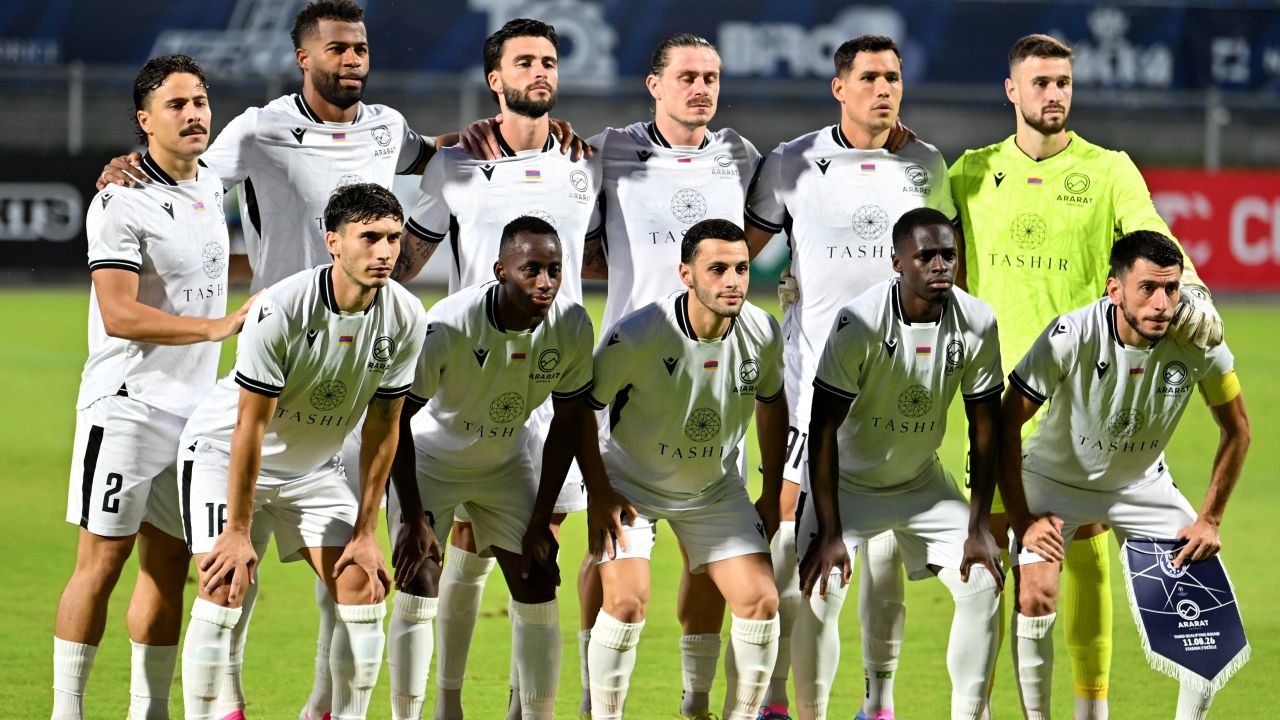 Universitatea Craiova: Adversara din Europa League a eliminat o echipă românească