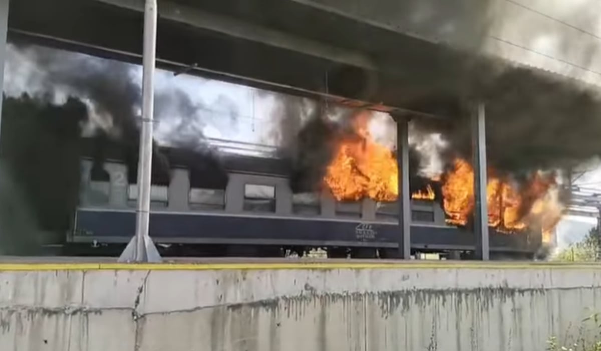 Incendiu la ultimul vagon al trenului în gara Ilteu, Arad | VIDEO