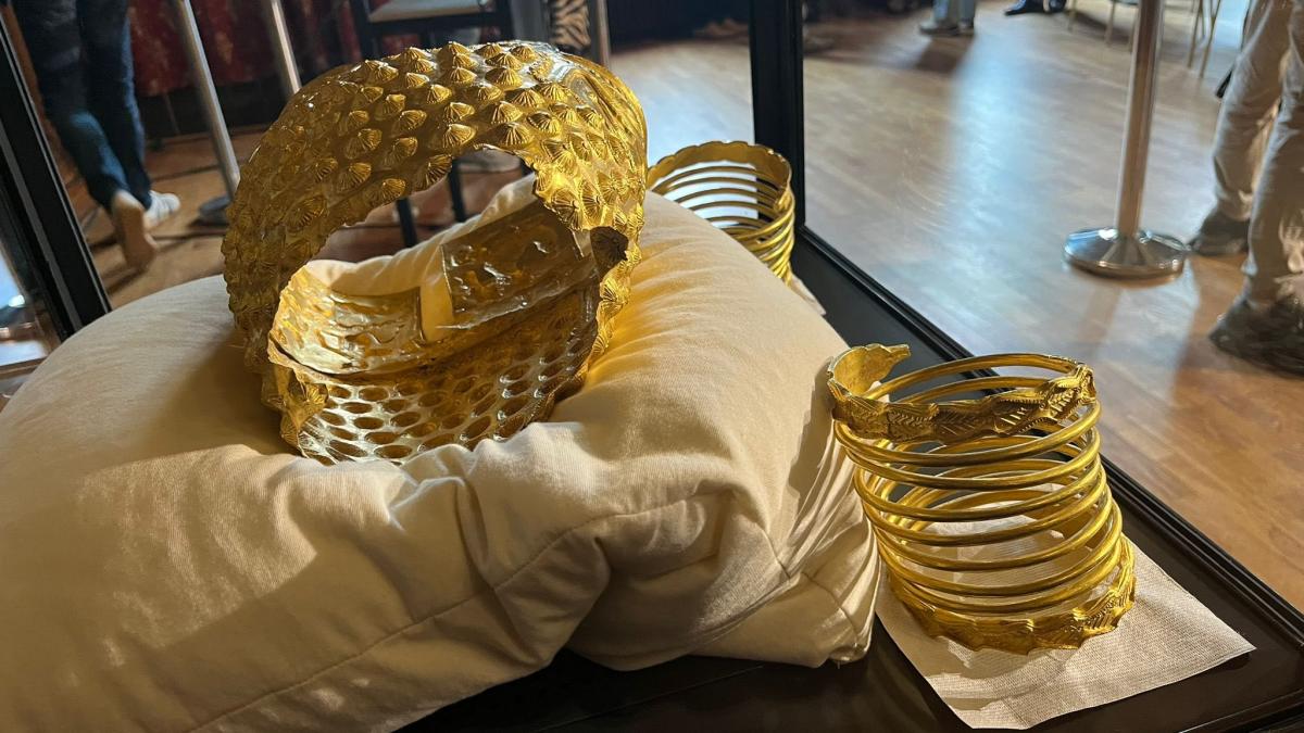Coiful de la Coțofenești, salvat: Românii, martori la restaurare online