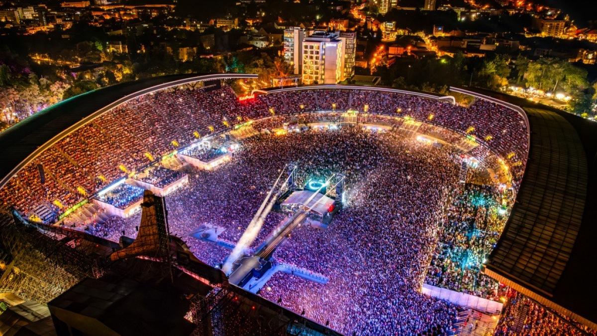 IQOS la UNTOLD 2026: Inspirație și expresie personală