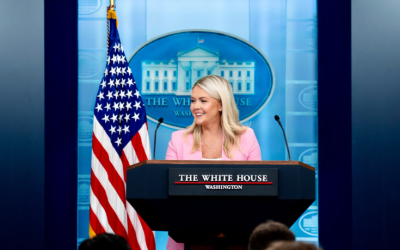 Purtătoarea de cuvânt a Casei Albe pleacă. Trump a anunțat motivul
