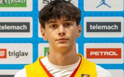 Puștiul minune de 15 ani, șansa României la seniori