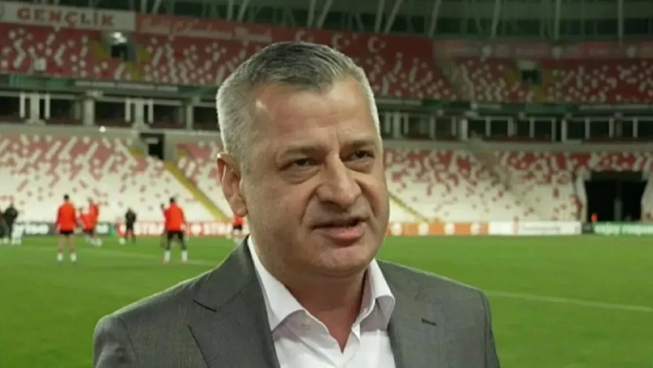 Varga nu se oprește la Șumudică. Negociază cu alt antrenor român