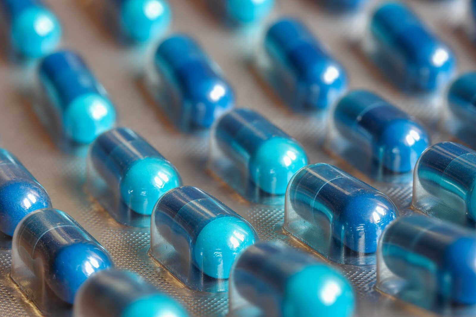 Farmaciștii strigă la Guvern: Energie garantată pentru medicamente