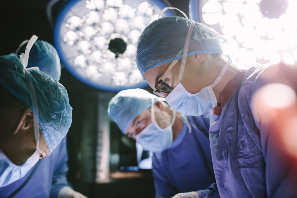 Iași: Două vieți salvate duminică! Medici de eroi fără bani extra