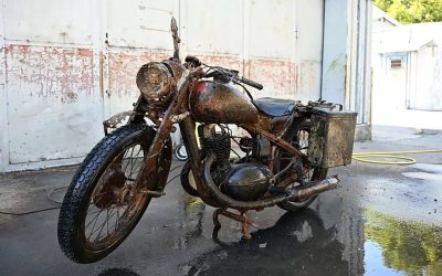 Dunărea A Dezvăluit: Motocicletă WL, Soldați Wehrmacht Captivi