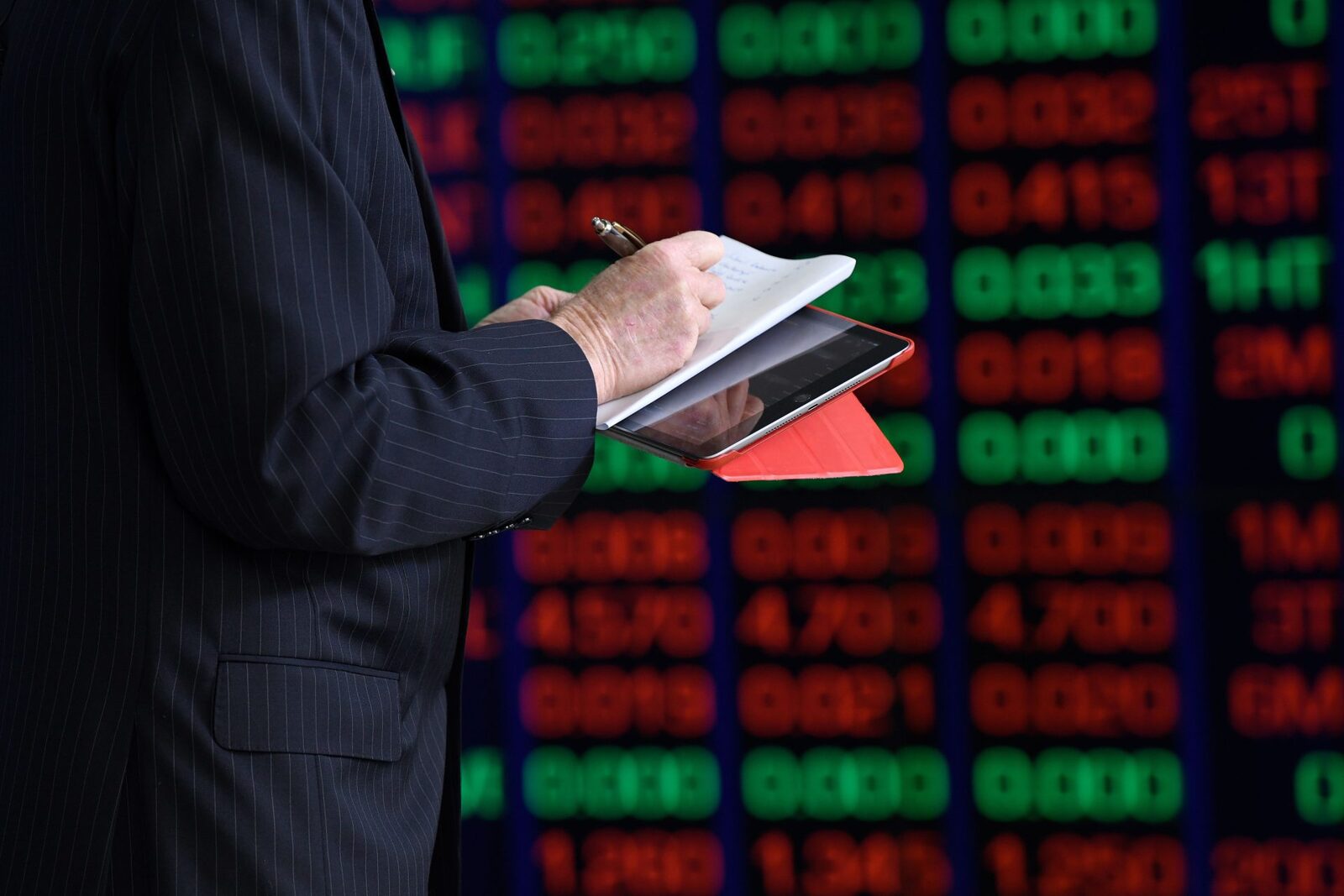 OMV Petrom: Acțiune sub cotație, randament de 9%