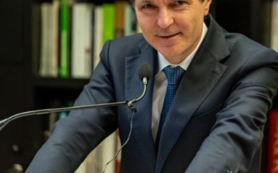 Președintele trimite legea decarbonizării la CCR